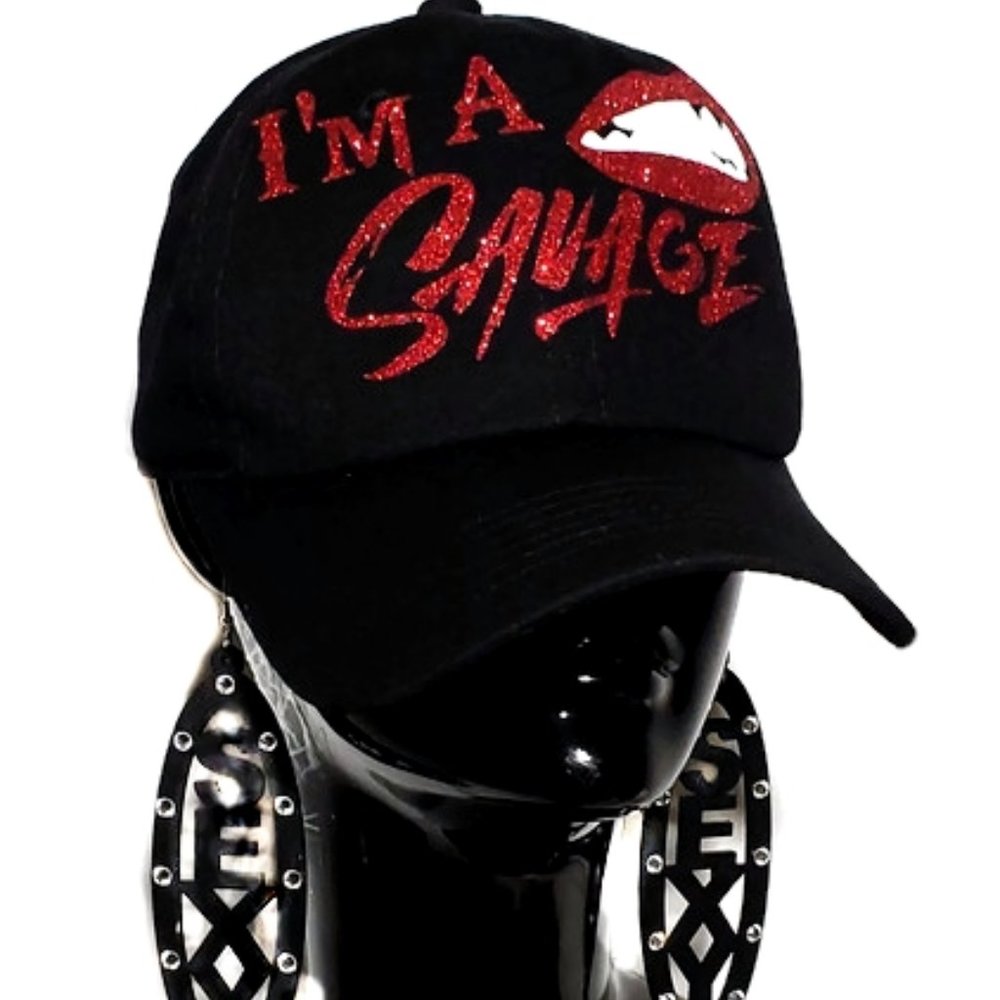 I'm a Savage Red Lips on Fitted Adj. Baseball Cap. - Picture 4 of 5